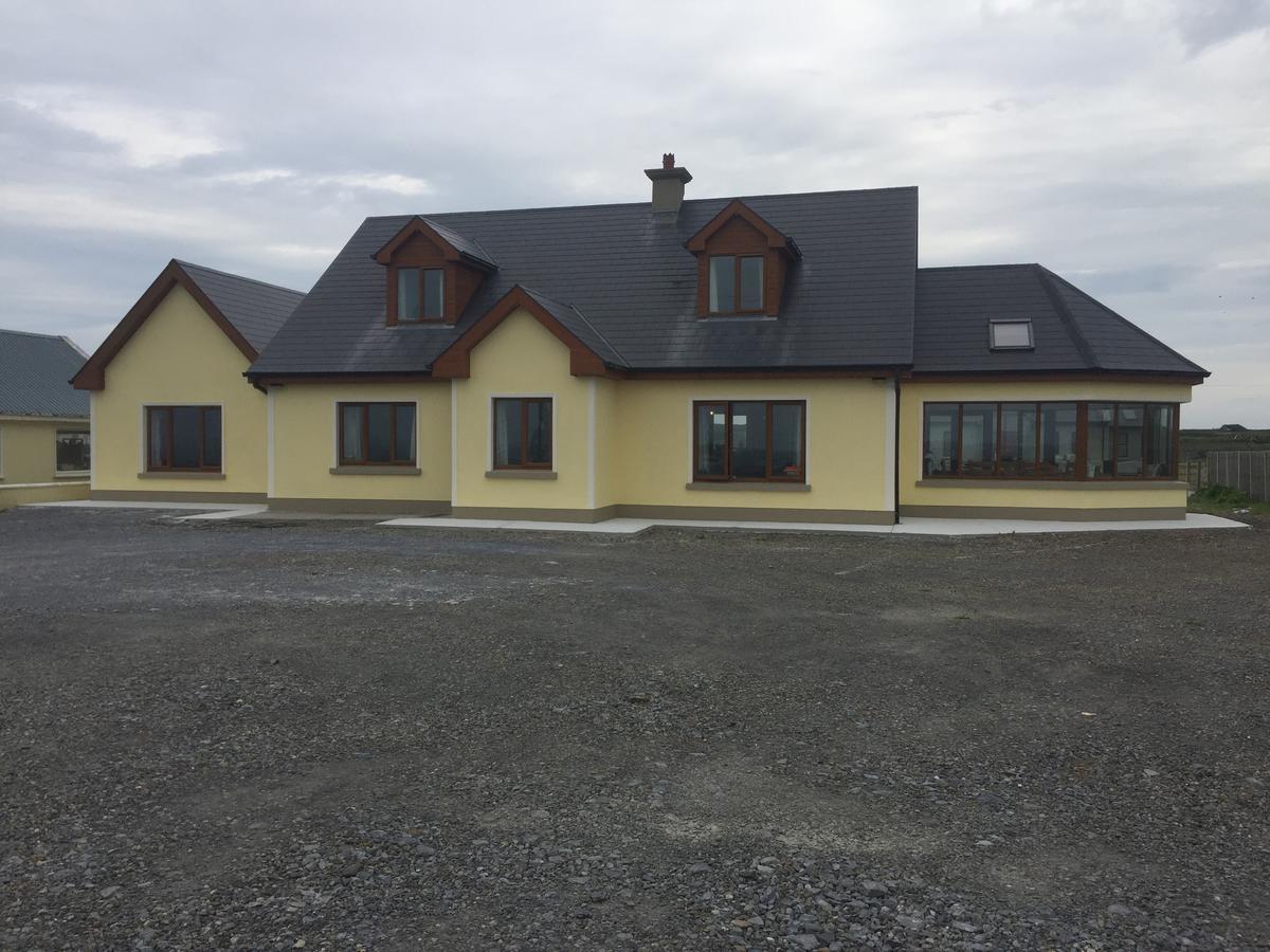 Seafield House Apartment Quilty Exterior photo